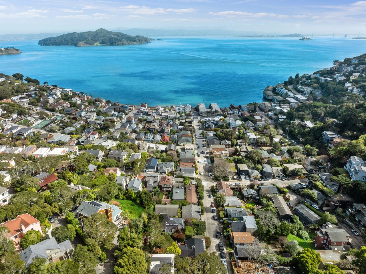 448 Sausalito Boulevard