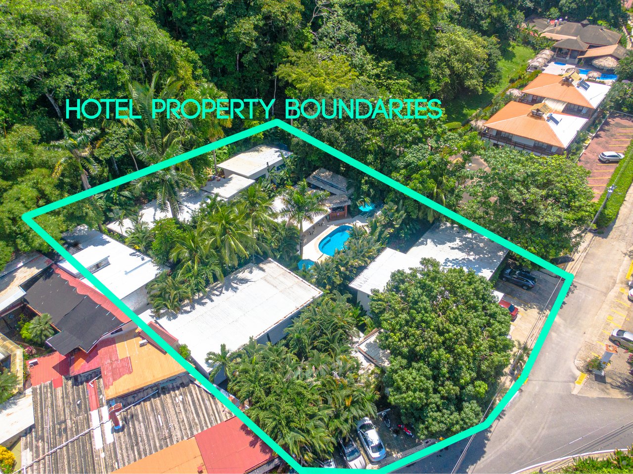 22 Unit Tropical Boutique Hotel steps from Manuel Antonio Park & Beach