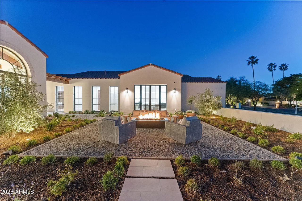 7501 N EUCALYPTUS Drive