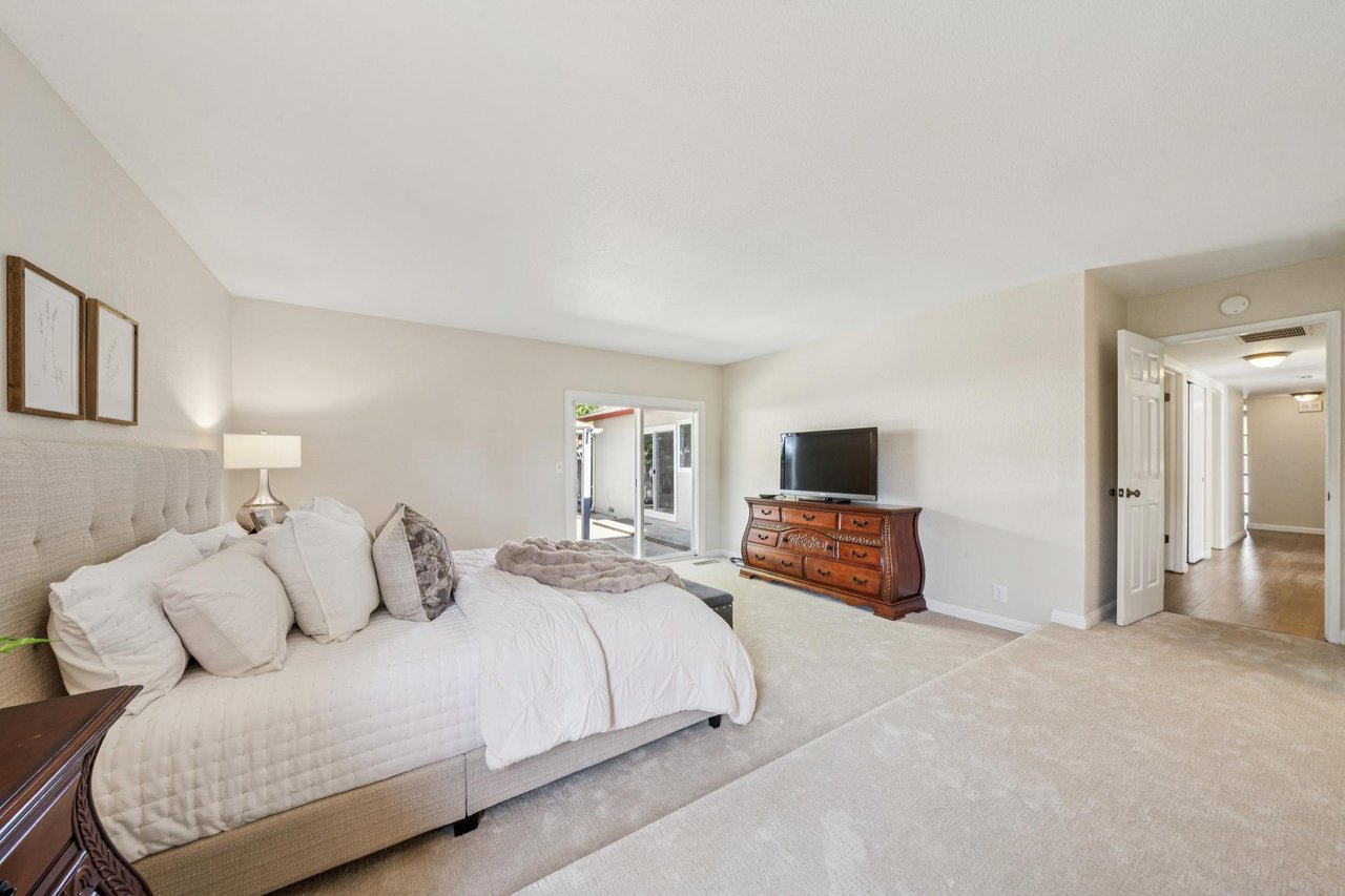 7403 Hillsdale Dr, West Pleasanton