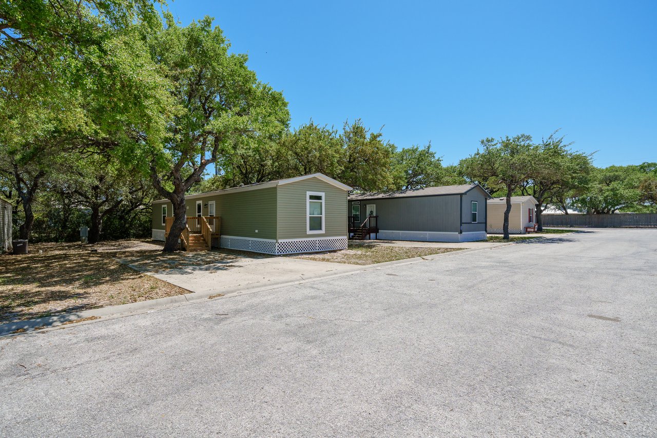 ROADRUNNER MOBILE HOME PARK