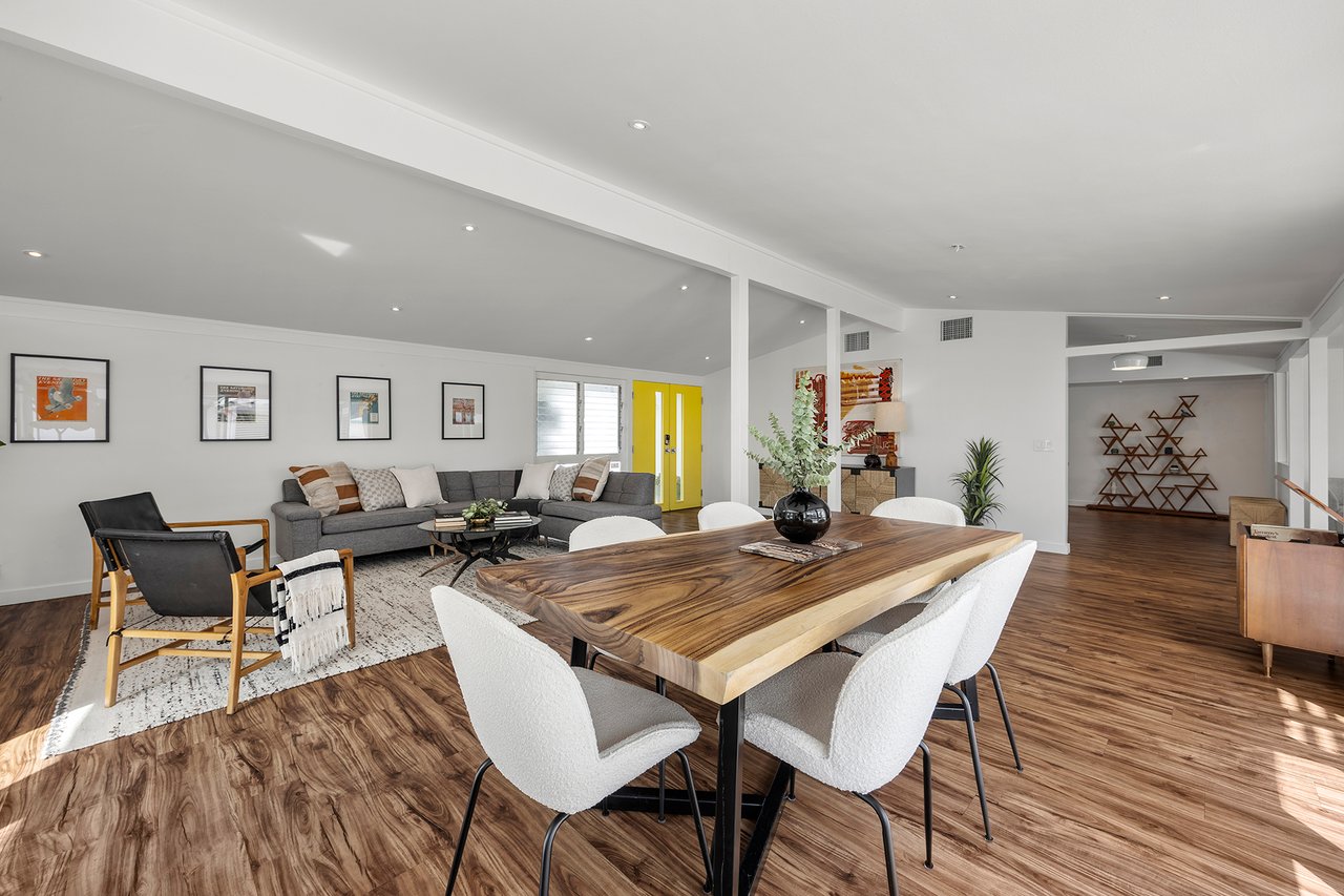 Tustin Cliff Home May For Sale