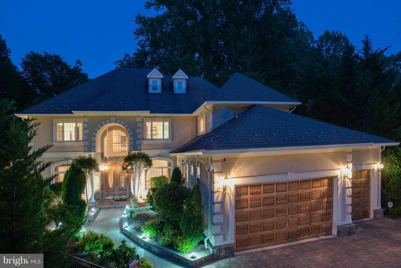 8142 Old Dominion Dr