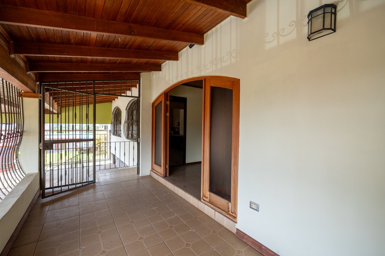 Ready for operations | Office building in downtown San Isidro