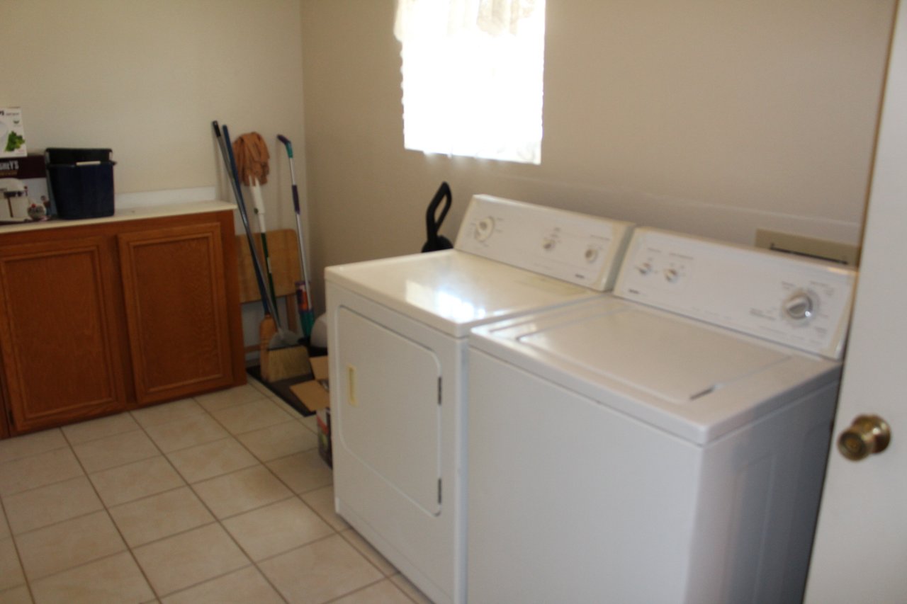 2790 Glengarry Dr.