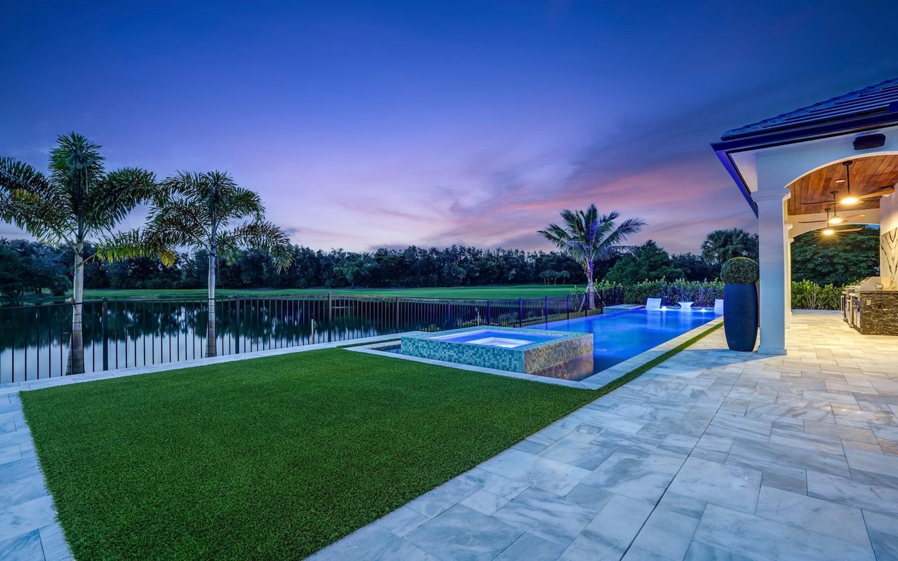 12450 Vittoria Way