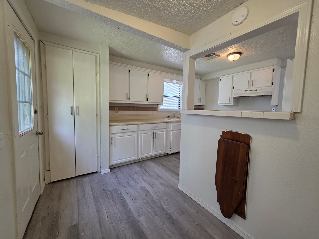 240 S Draper Ave