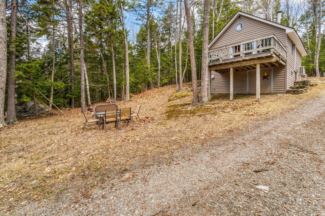 76 Cottage Shore Drive Holden, ME 04429-7003