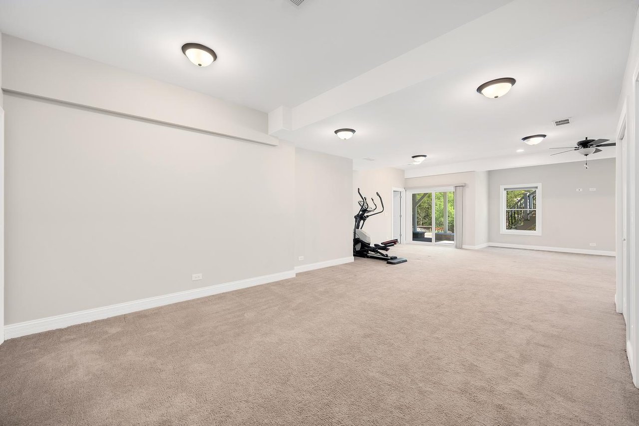 1N345 Blue Ridge Ct, Wheaton IL – Luxury Home on Private Cul-de-Sac Lot