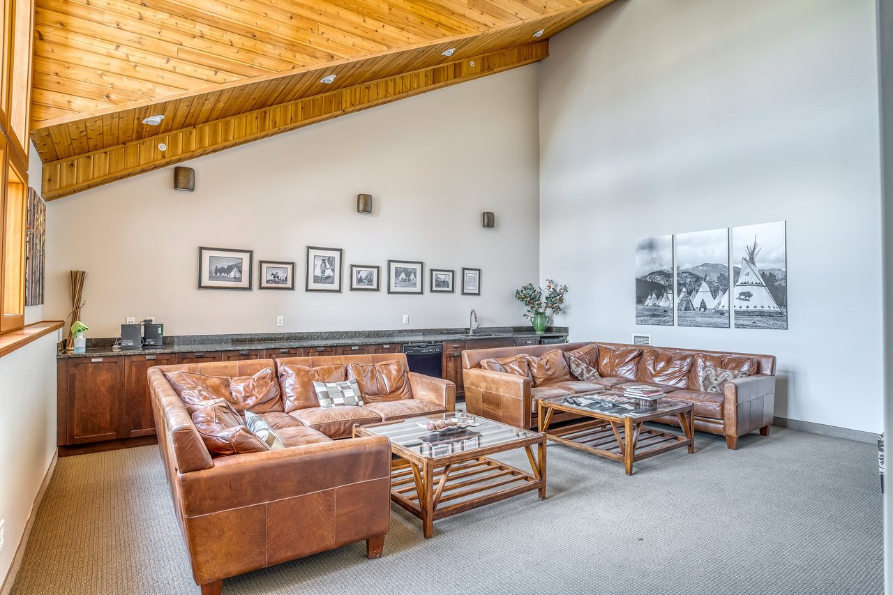 106 Stewart Creek Landing Unit: 111