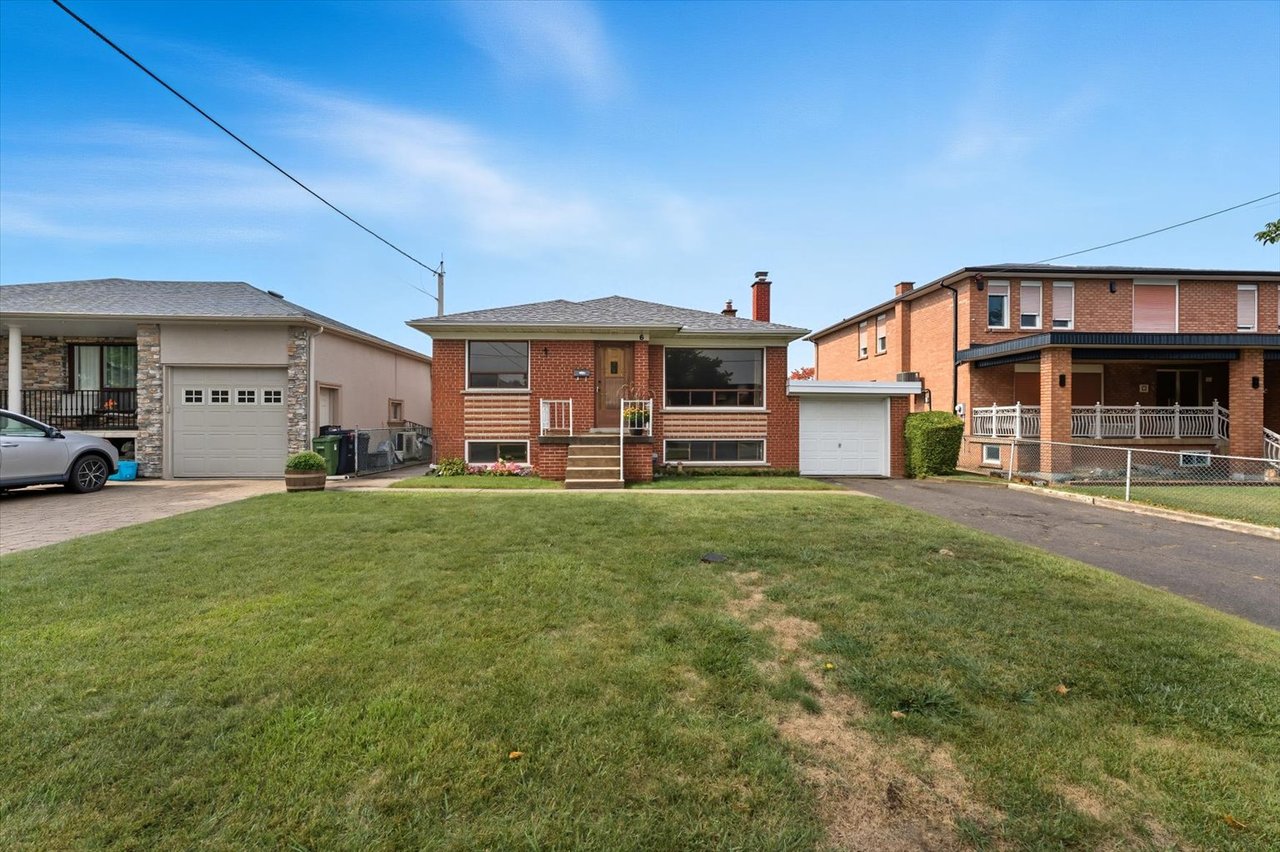 6 Berryton Ave