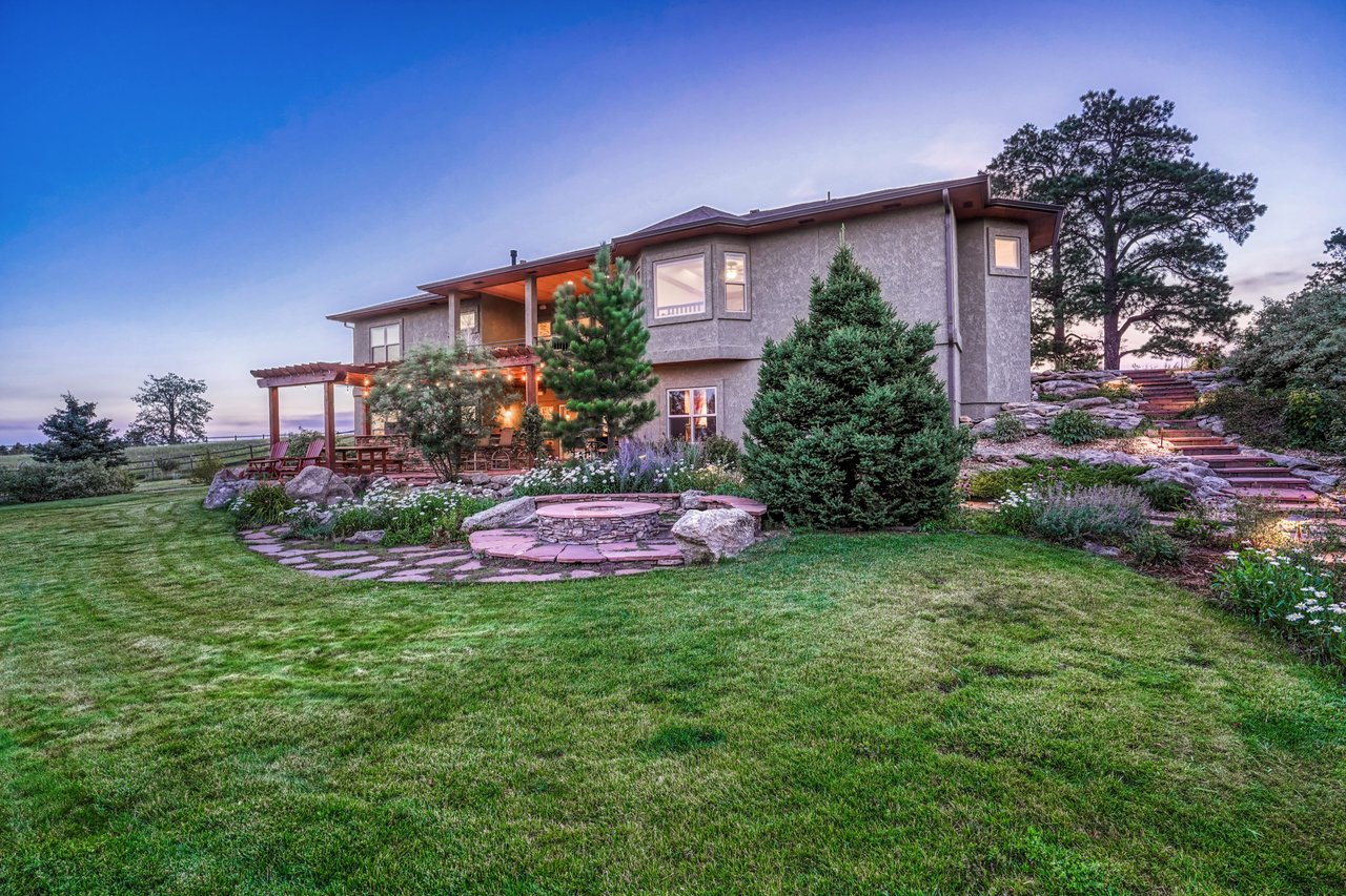 10345 Little Moon Trail