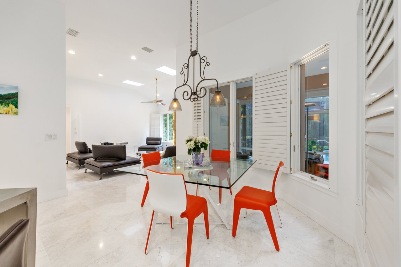 6709 SW 17th Terrace Rd