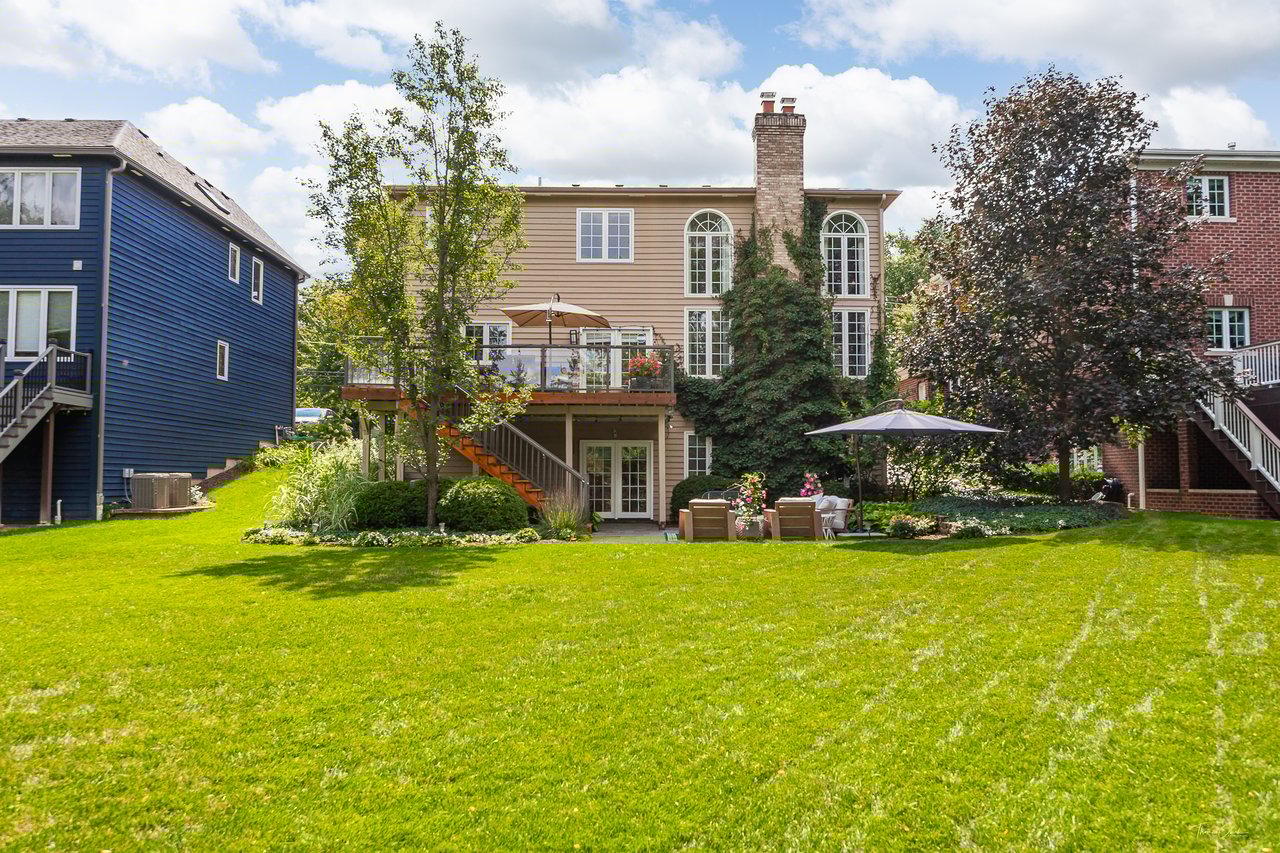 1950 Elmore Ave, Downers Grove