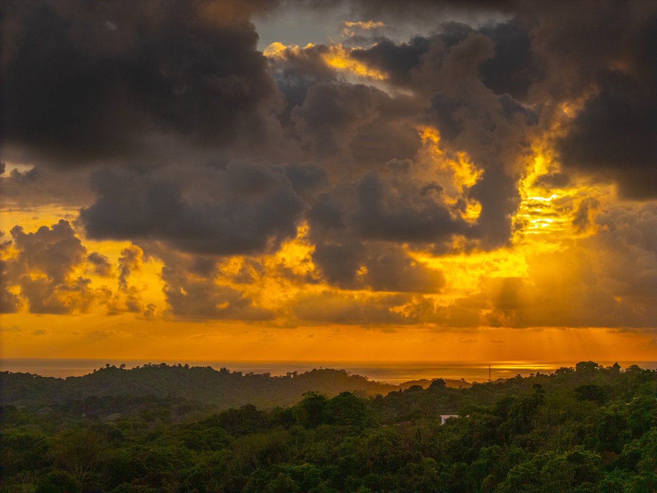 Breathtaking Ocean Sunset Views at Casa Iona, Ojochal