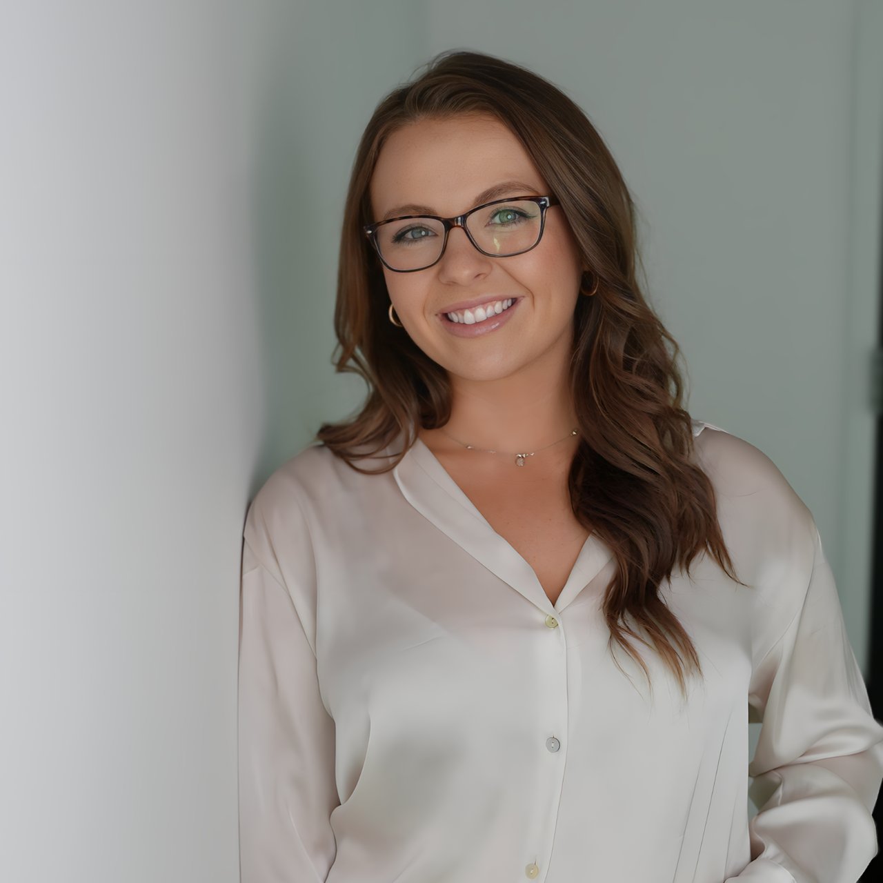 Hannah Brammer Virginia Beach, VA Real Estate Agent Headshot