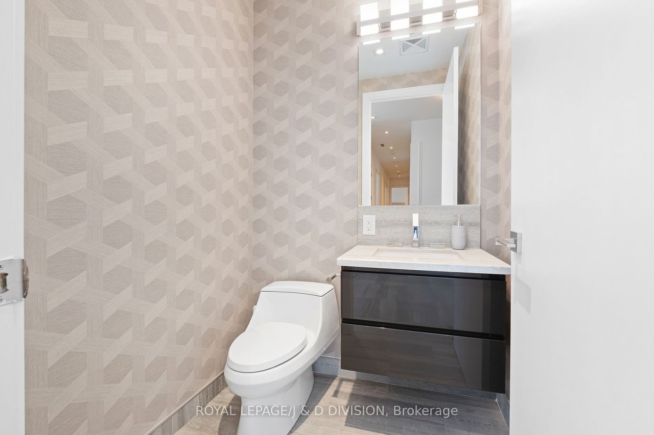 LUXURY ABOVE THE CITY PENTHOUSE