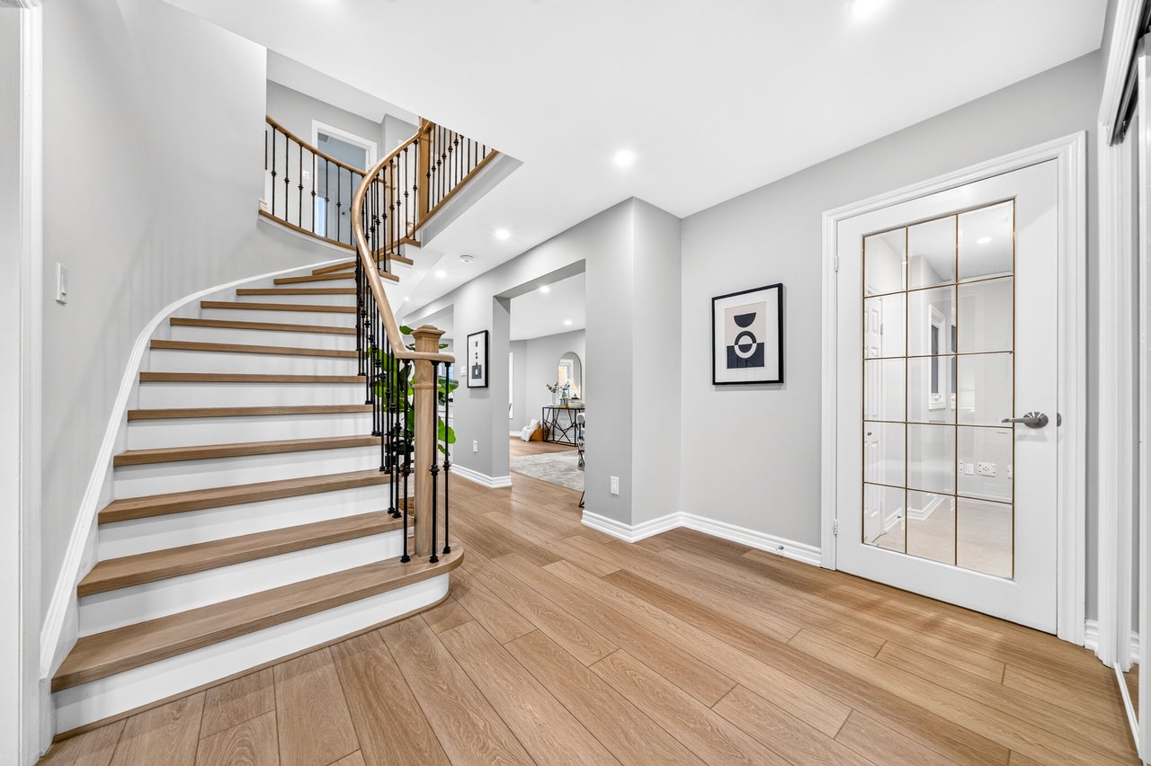 109 Valleymede Dr