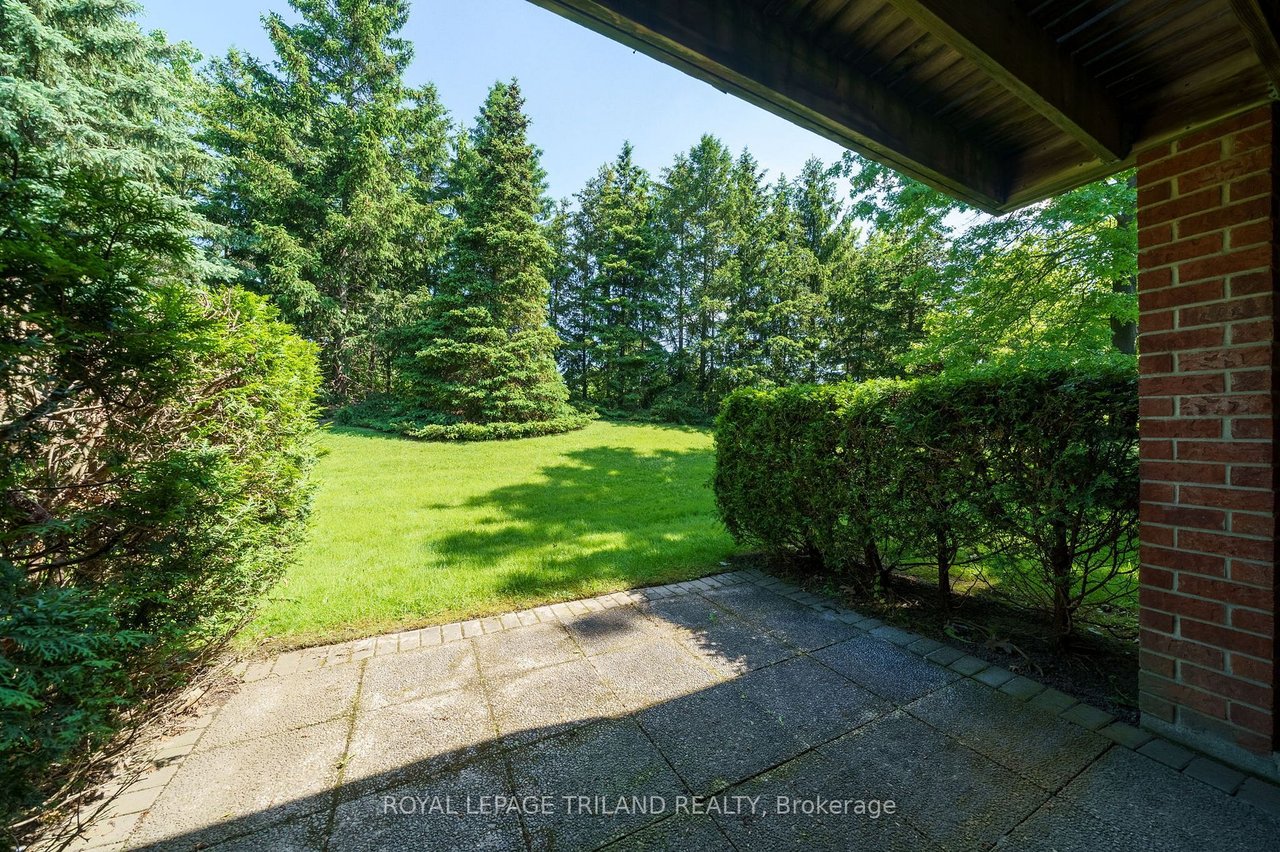 60 Rosecliffe Cres 12