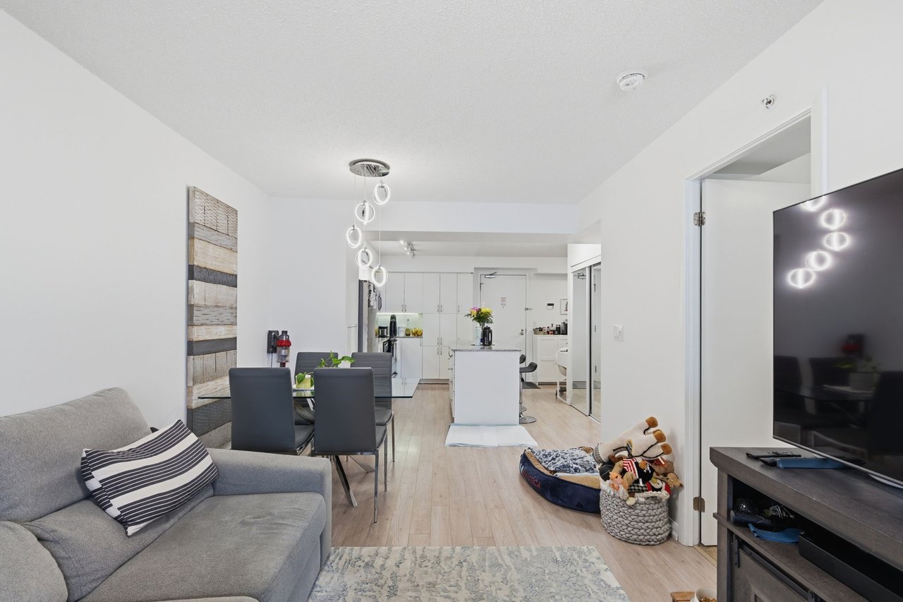 800 Lawrence Ave W Unit 304