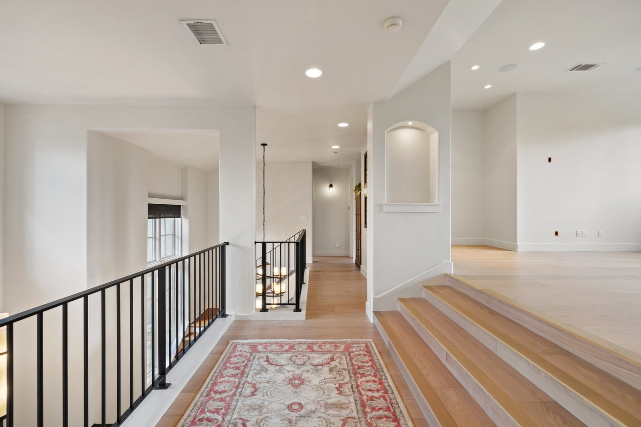 12821 Hacienda Ridge