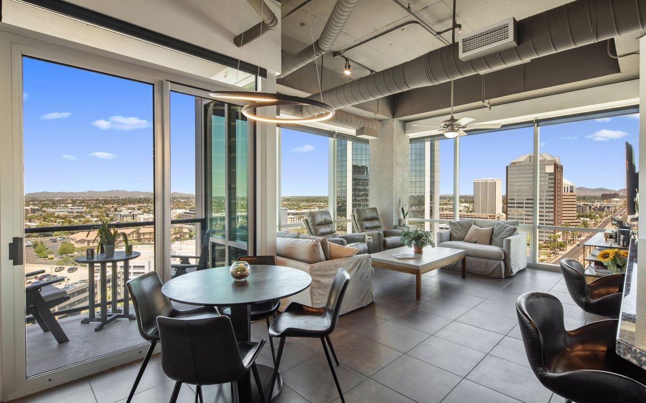 1 E Lexington Avenue 1209
