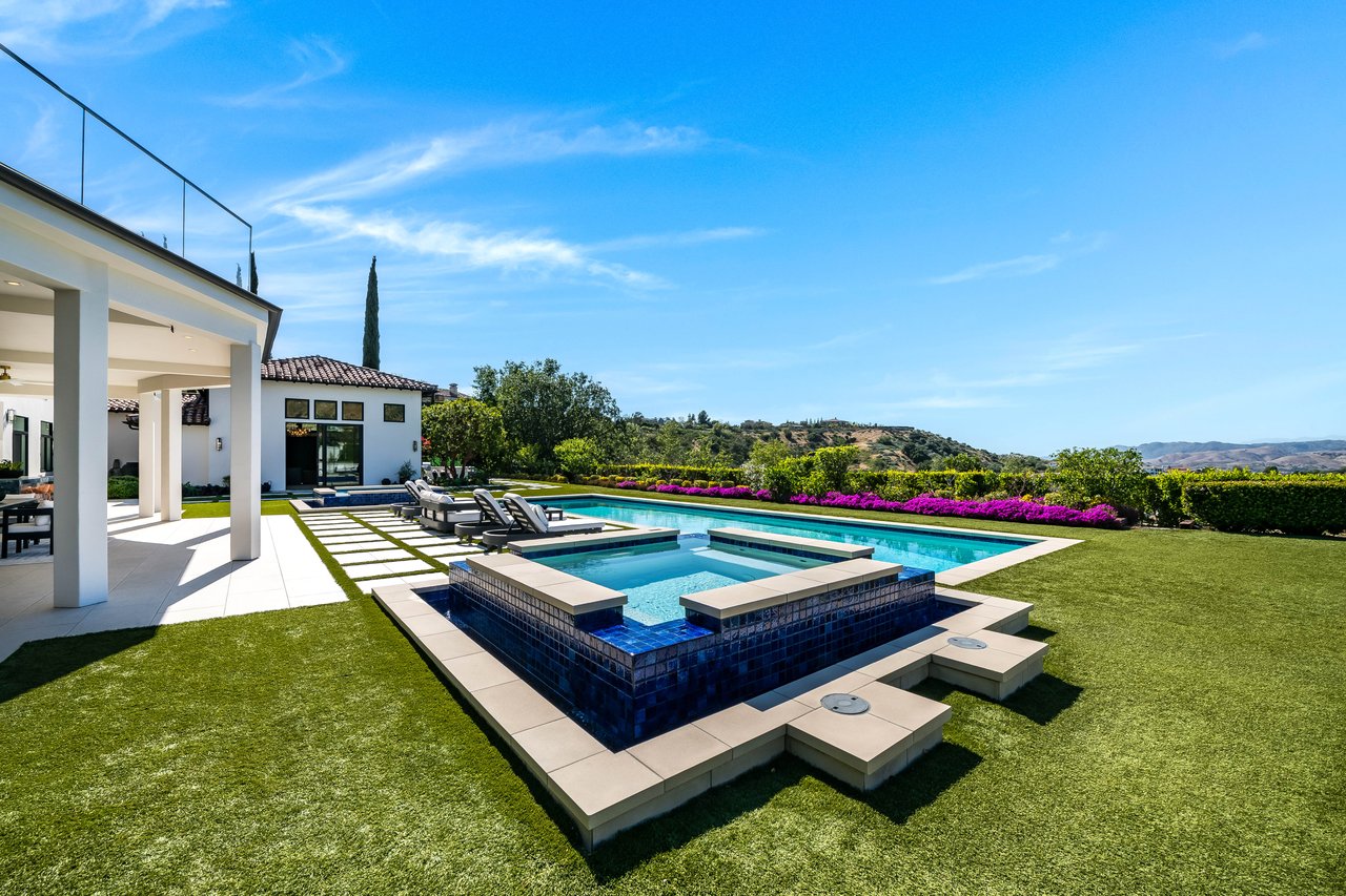 25201 Prado Del Misterio