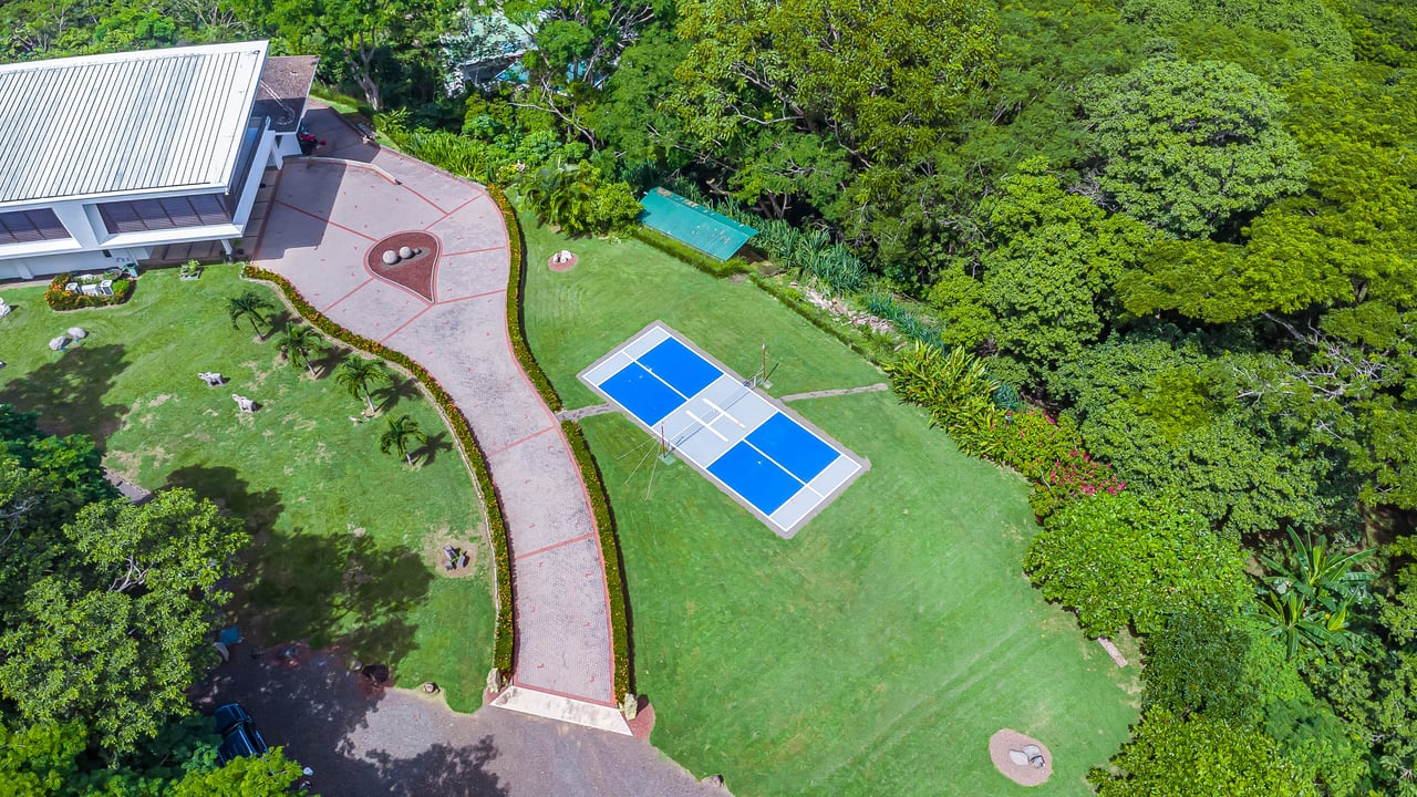 Nativa Contemporary Infinity Views | Luxury Rainforest Estate with Pacific Ocean Views