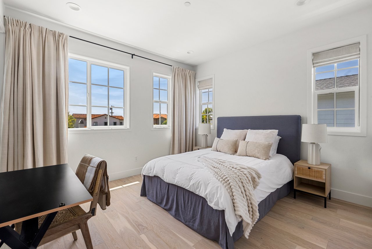 3740 Stewart Ave, Mar Vista