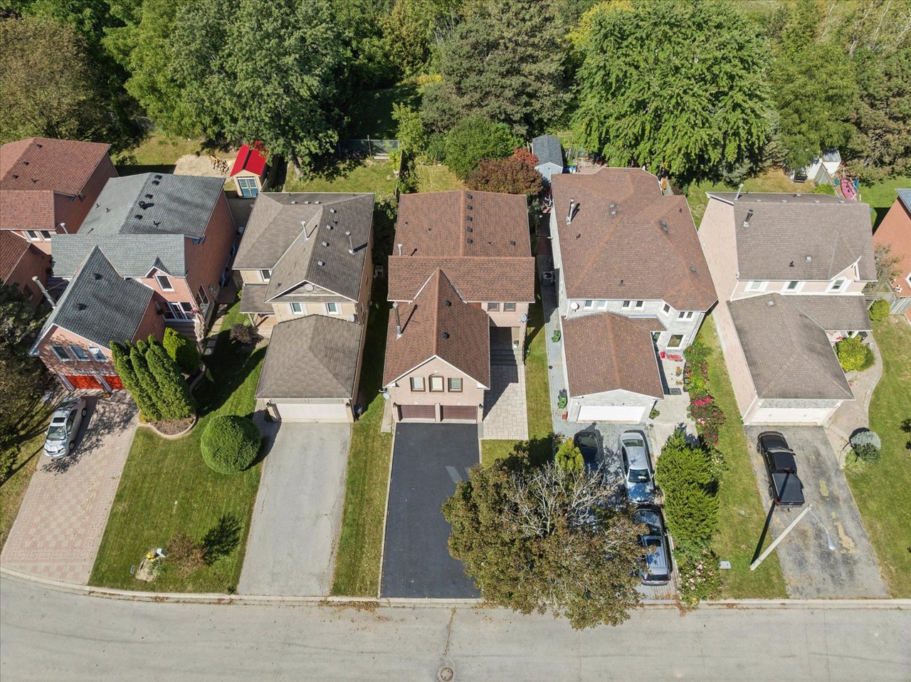 32 Valley Centre Drive