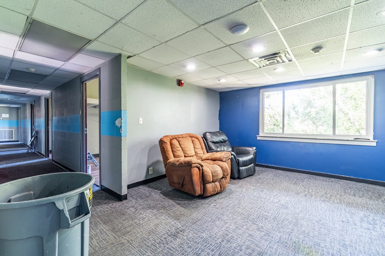 Ball State Greek House Goes to Public Auction