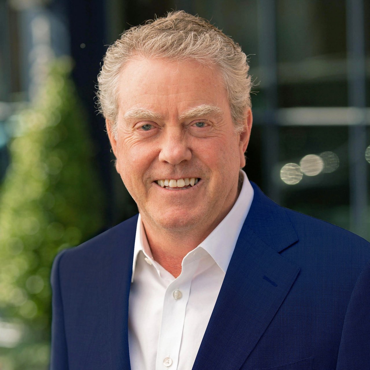 Theo Adamstein Washington, DC Real Estate Agent Headshot