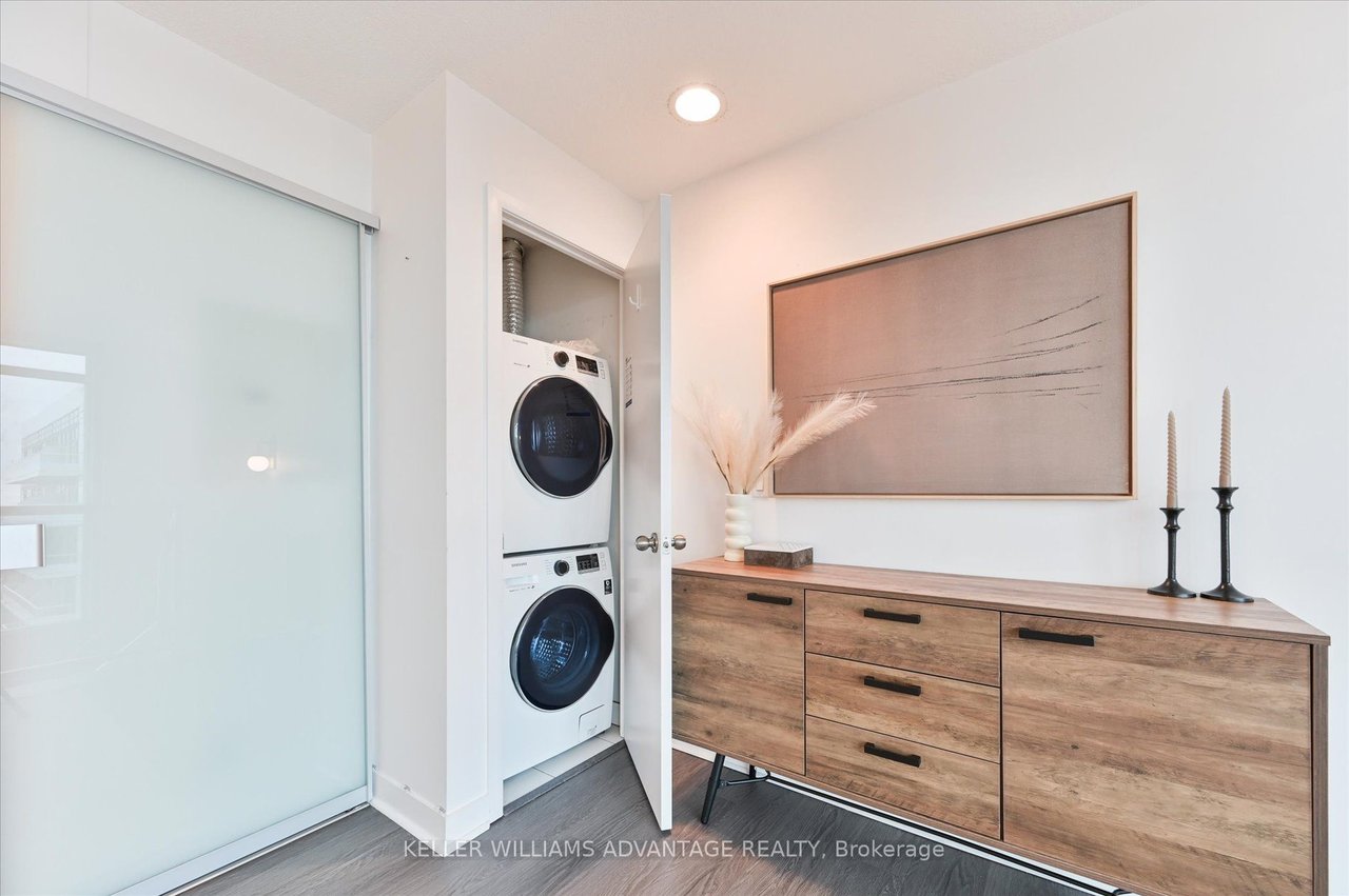 BREATHTAKING PENTHOUSE VIEWS