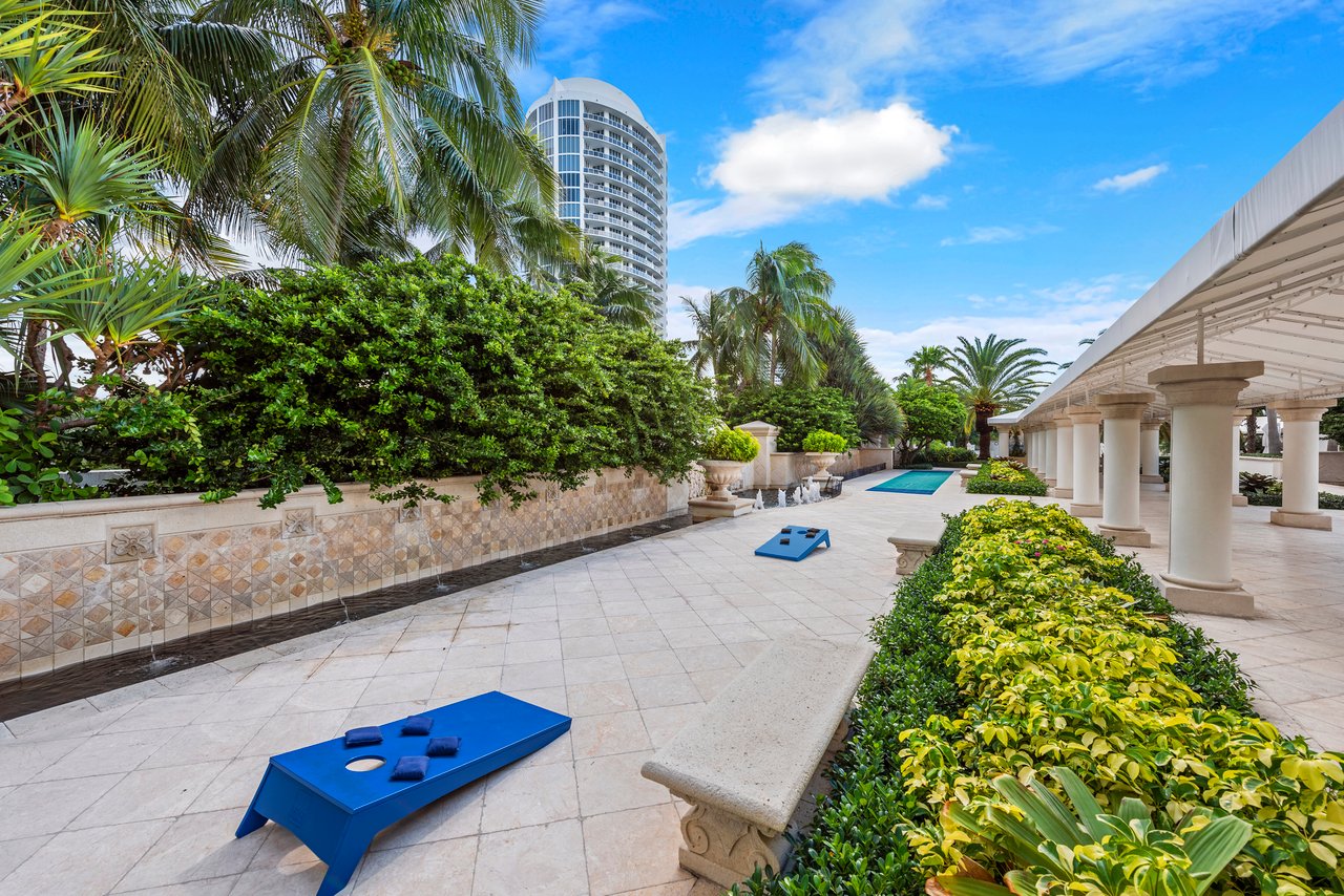 6000 Island Blvd # 2507