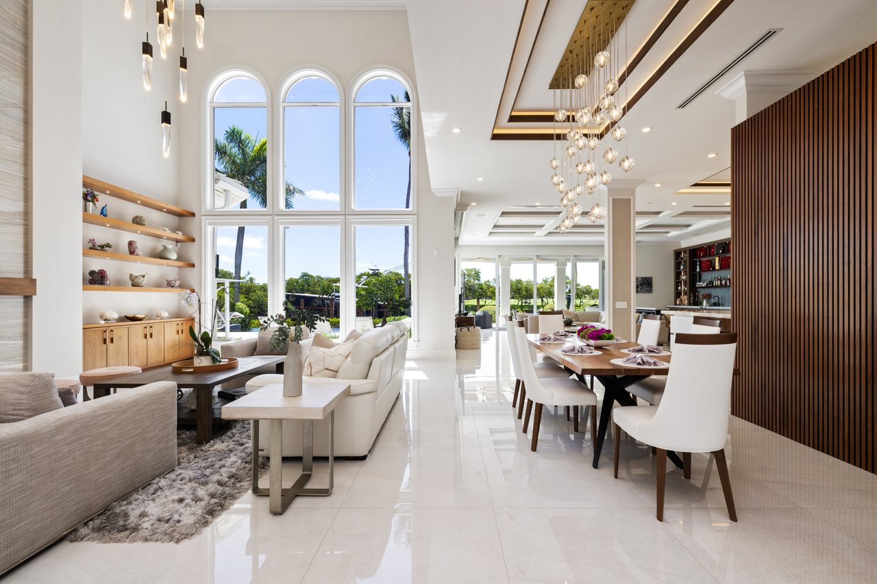 Palm Beach Gardens Waterfront Compound | 200' Deepwater Dockage | Harbour Isles