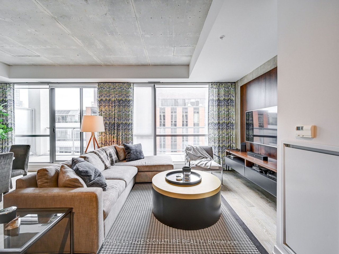 PRIME DOWNTOWN PENTHOUSE