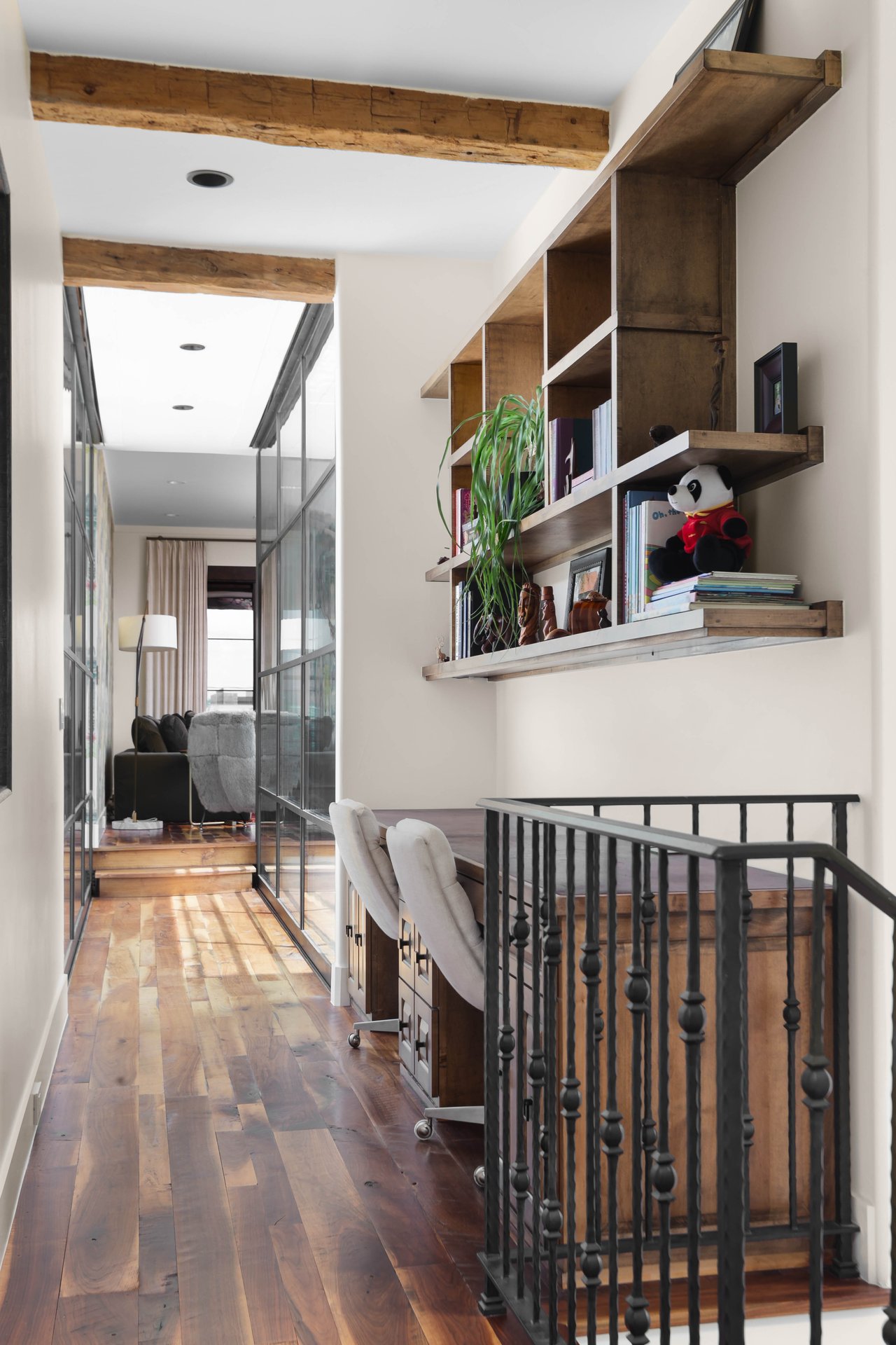 1308 Meriden Lane