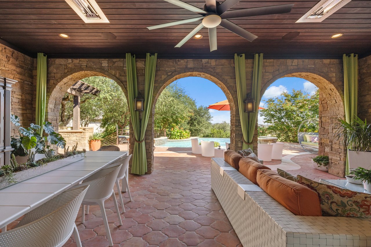 12802 Hacienda Ridge