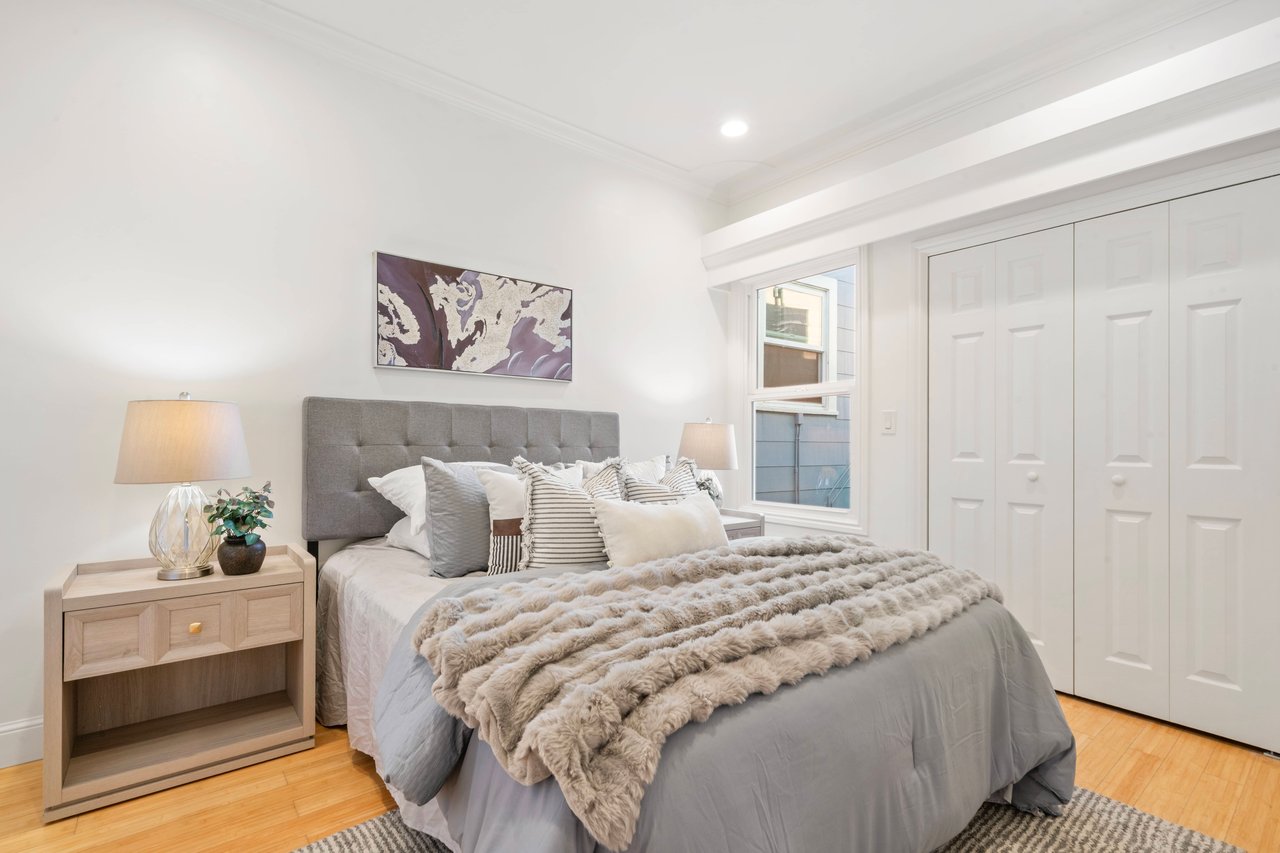 32 Seville St