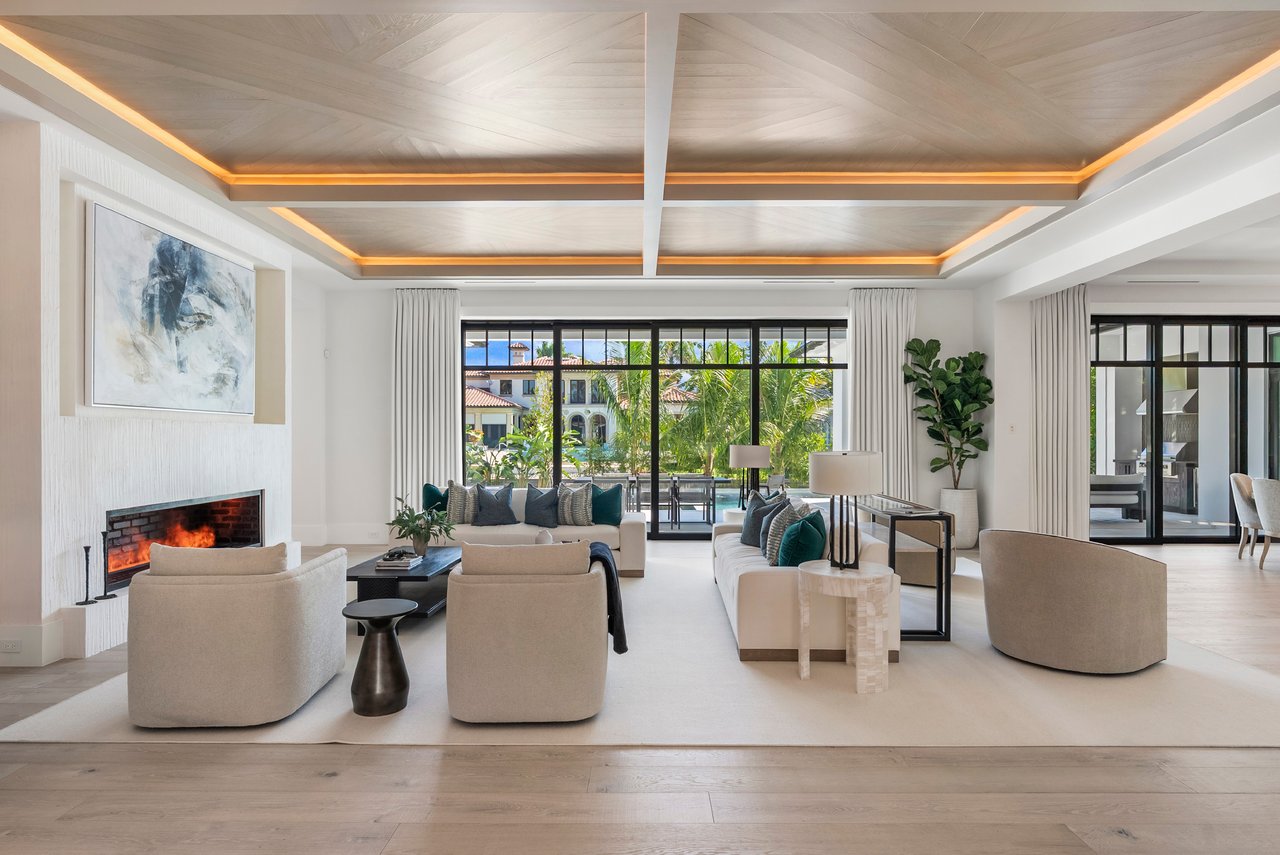 Designer Furnished Waterfront Retreat