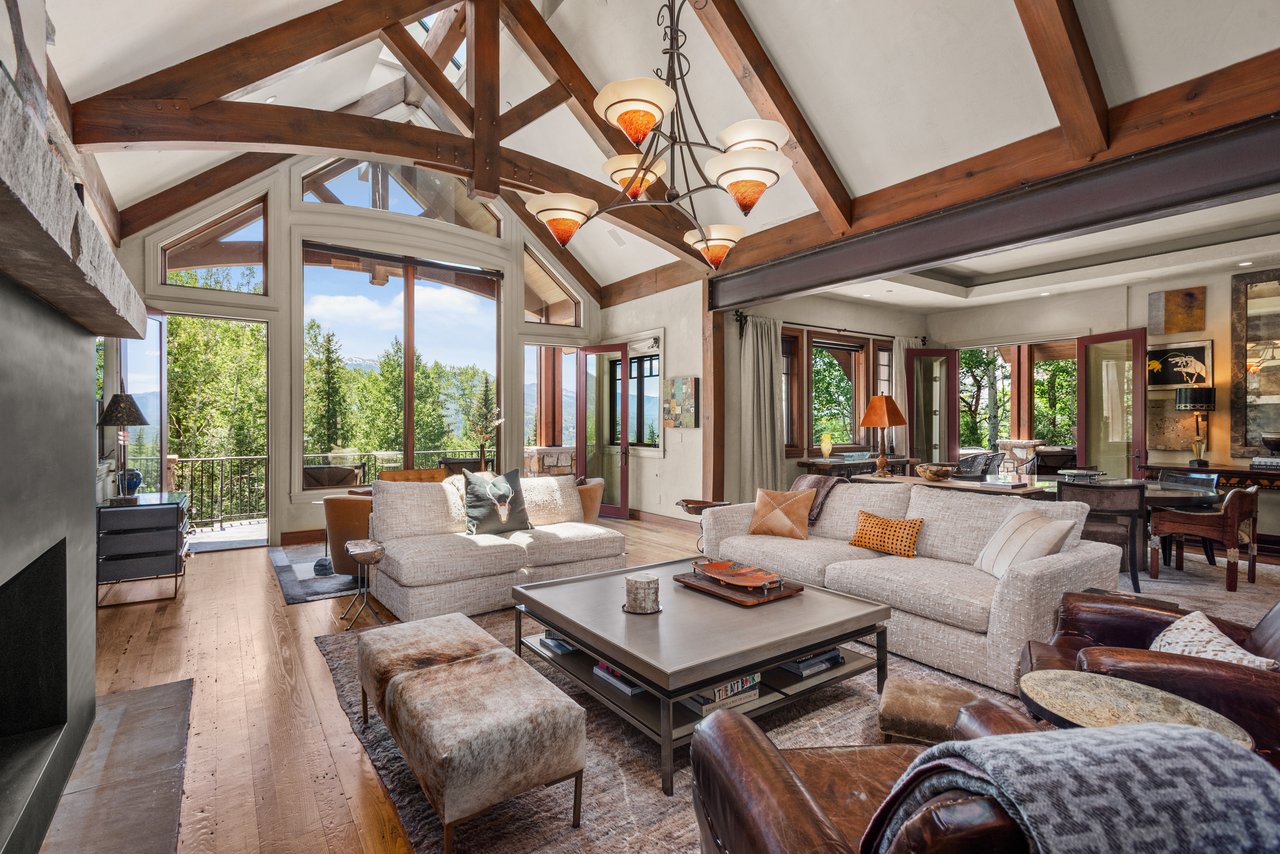 863 Hunter Creek