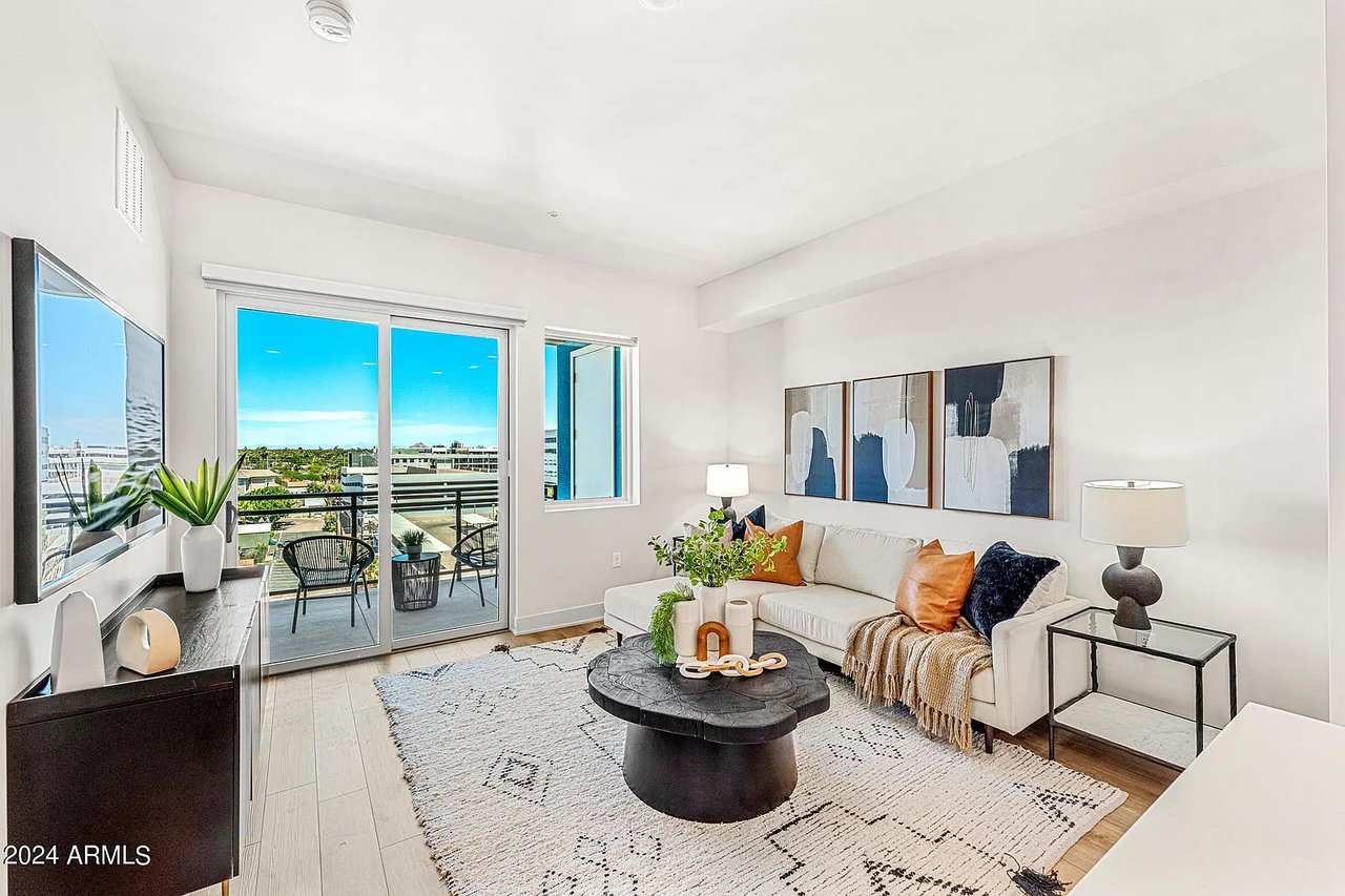 3131 N CENTRAL Avenue, 5017, Phoenix Unit: 5017