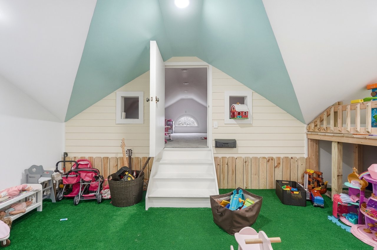 4009 Beechwood Avenue, Cincinnati, OH 45229 