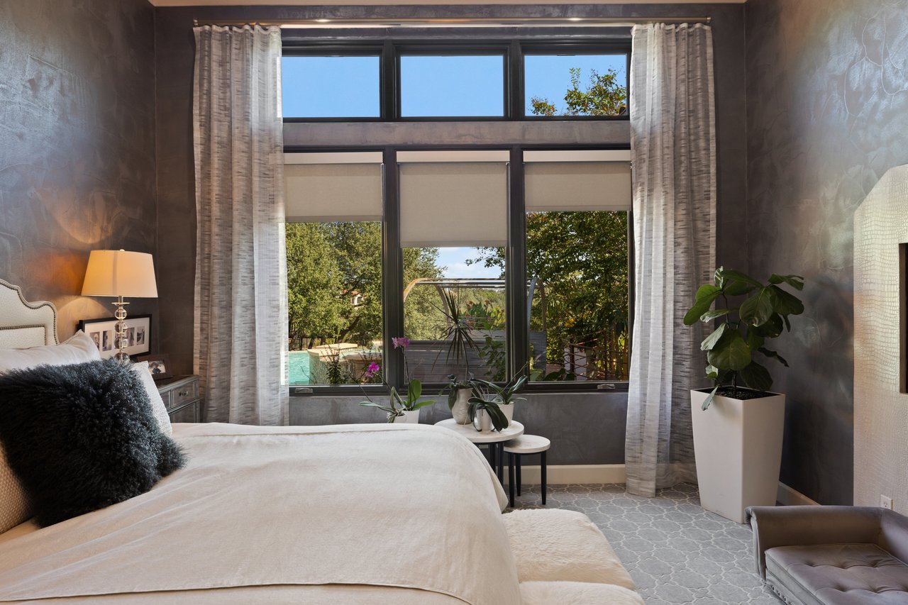 12802 Hacienda Ridge