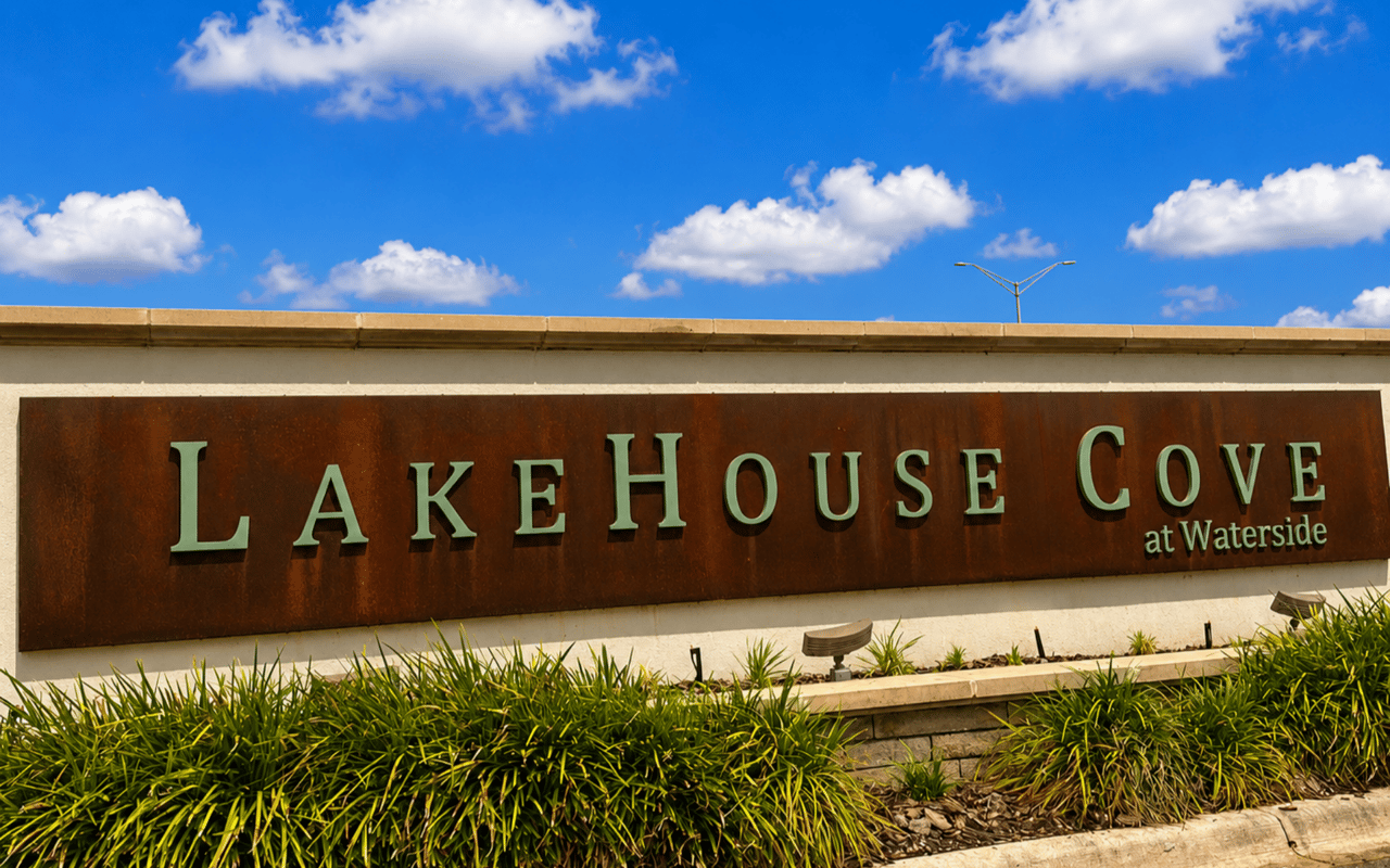 Lakehouse Cove