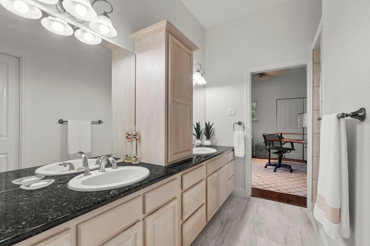 A Slice of Texas Charm in Alamo Heights