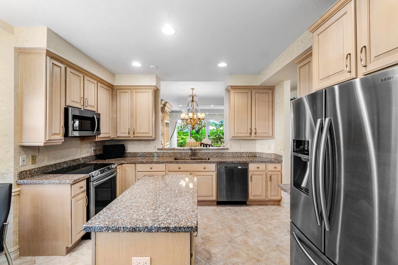 6213 Island Walk A 