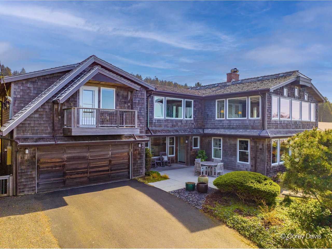 Sold in Neahkahnie: Fully Remodeled Coastal Home With Sweeping Ocean and Bay Views
