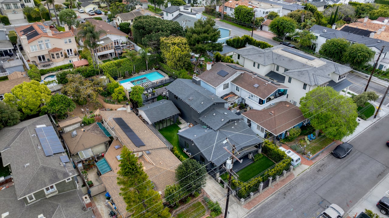 1012 10th Street