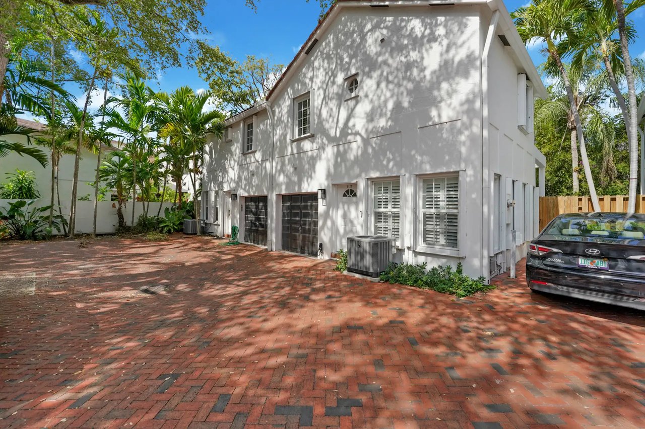 3172 Virginia Street